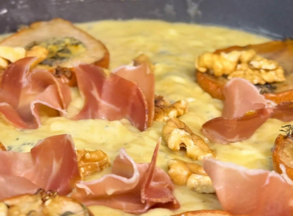 Risoni de Gorgonzola com Peras Assadas